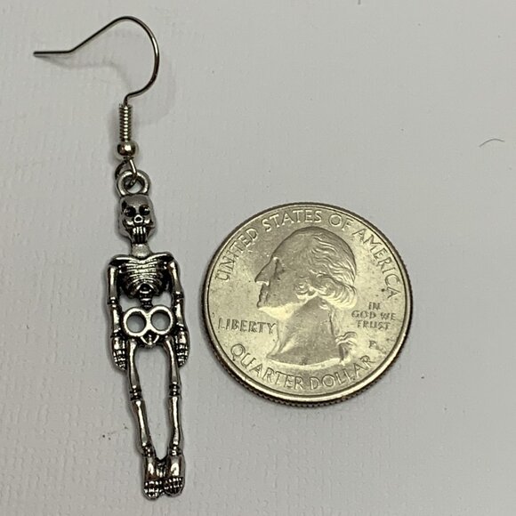 Skeleton Earring, Bones Earring, Halloween Earring, Punk Goth Earring, Skull - Picture 3 of 6
